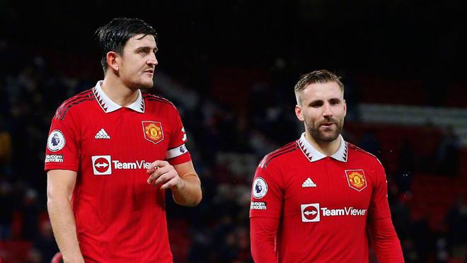 港队始终保 港队始终保